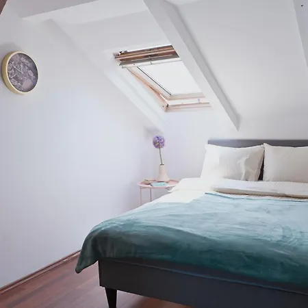 Bohemian Symphony Apartment Prague Exterior photo